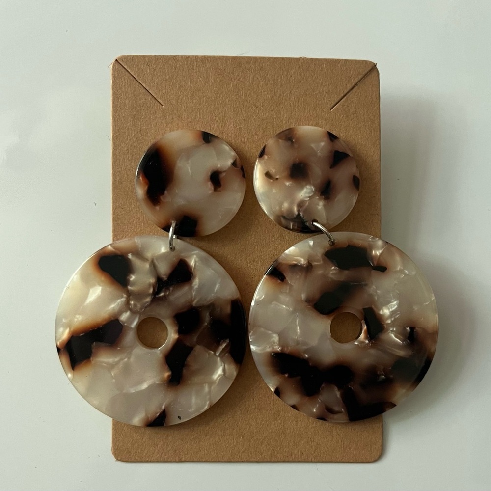 Tortoise Shell Statement Earrings Unbranded - image 4